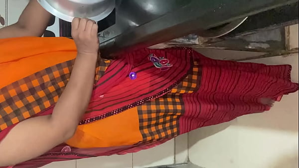 Bhabhi Ko Devar Ne Daba Ke Choda, Kitchen Se Bedroom Tak Cheekhein, Viral Hindi Sex Mms, Garam Awaaz.