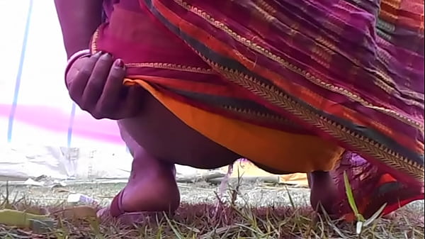 Desi Bulu Becek Crot Sendiri