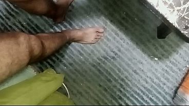 Ngentot Bertiga Arab, Kontol Dijilat, Bontot Digetok, Si Jagoan Saudi Sama Temennya Ngewein Si Pasif Irak, Bontotnya Dibuka Lebar.